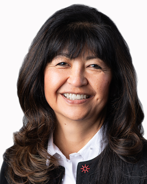 Donna Kinoshita headshot