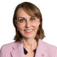 Headshot Susan Hawkins